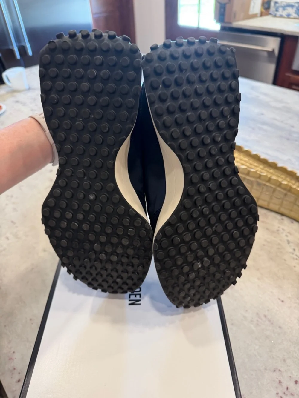 Steve Madden Navy and White Women’s Campo Sneaker Sz 9 - Picture 7 of 16
